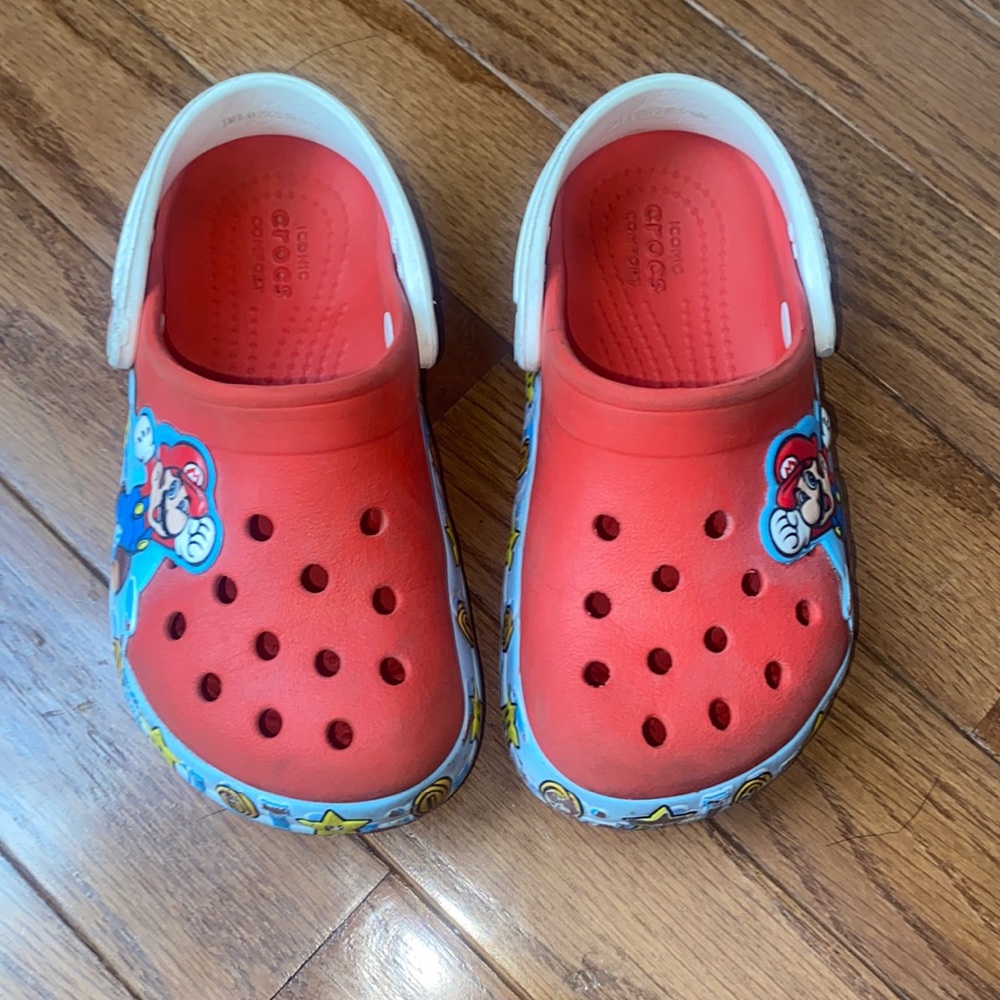 CROCS Kids' Red Super Mario Slip-On Clogs with White Strap
